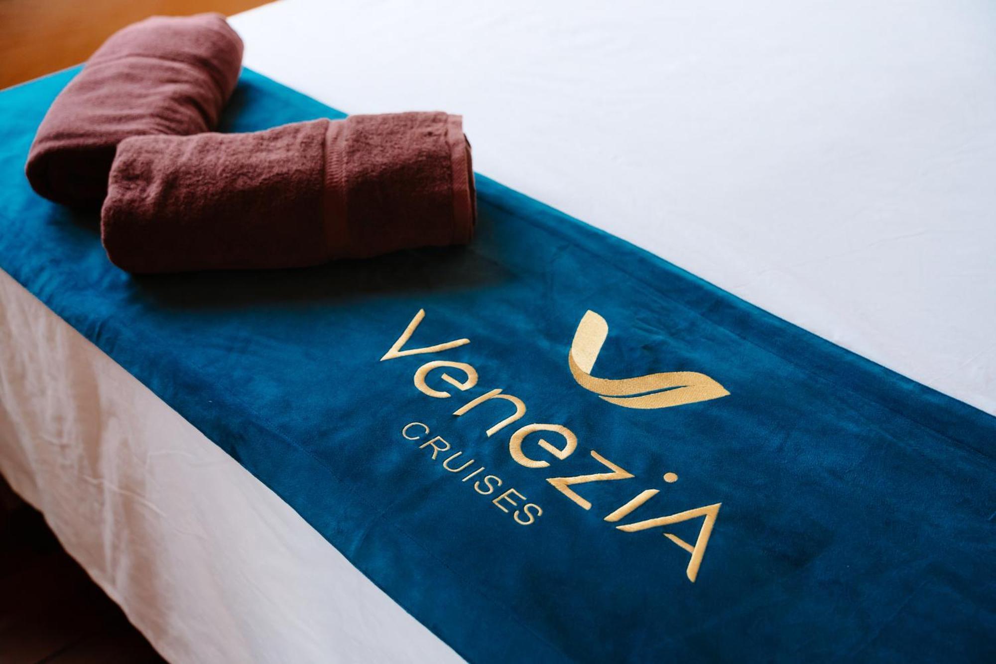 Venezia Cruises Hotel Ha Long Exterior foto