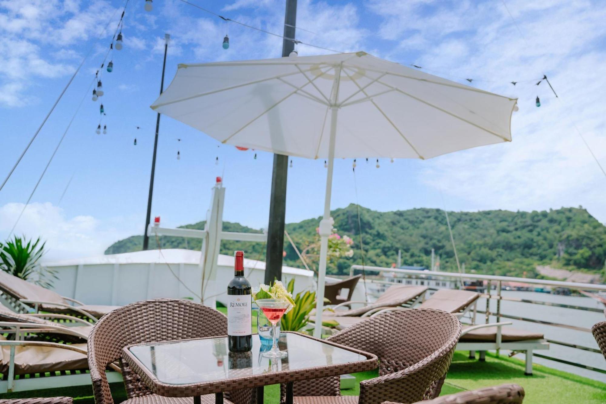 Venezia Cruises Hotel Ha Long Exterior foto